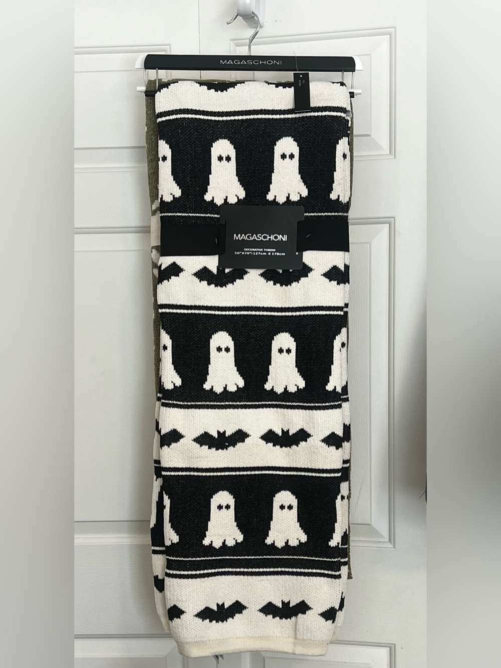 NEW Magaschoni Haloween Ghost & Bat Sweater Knit Throw NWT